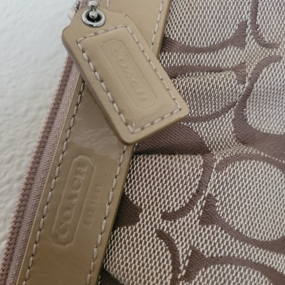 Coach wristlet! - Picture 7 of 8